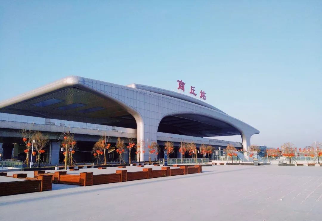 EASTIMAGE se adjudica para suministrar 15 unidades de escáneres de equipaje de doble vista para el Grupo Zhengzhou Railway Bureau.